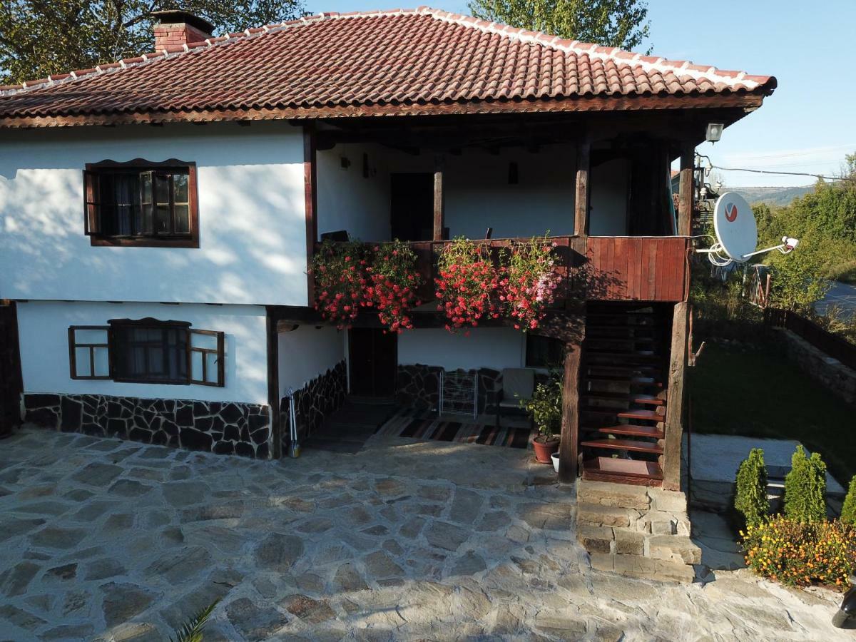 Митровата Къща Βίλα Raynovtsi Εξωτερικό φωτογραφία